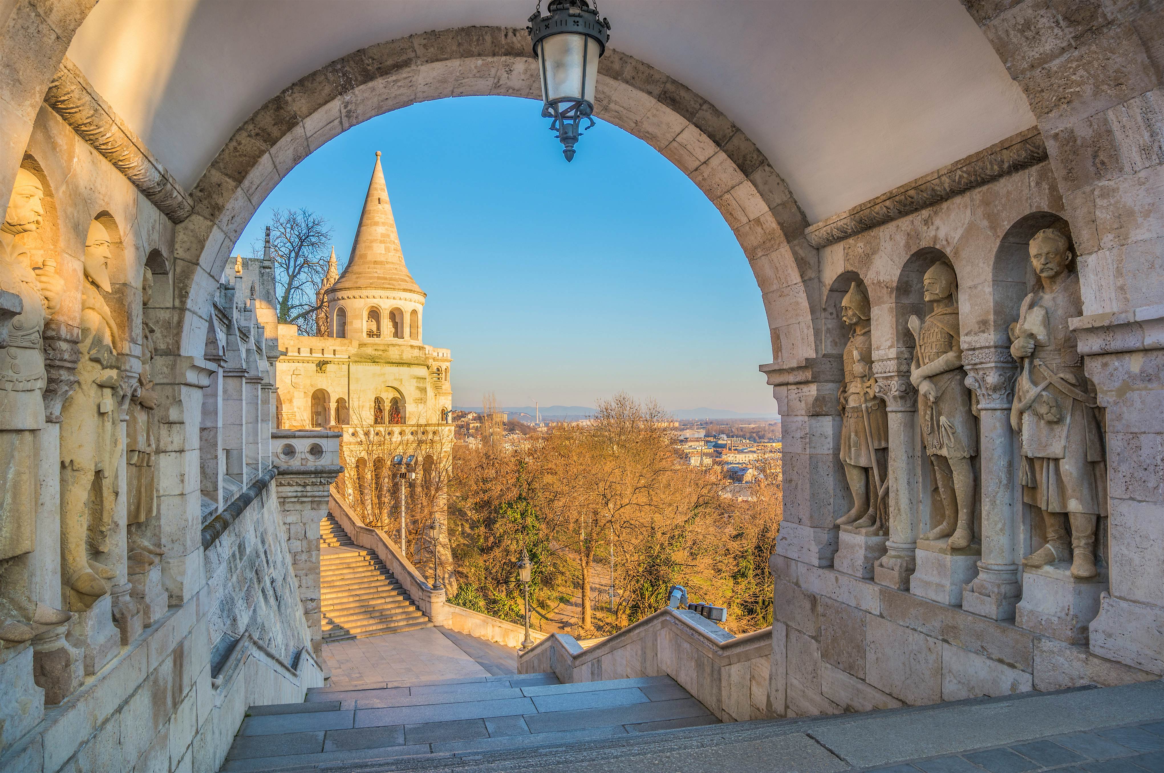 places to visit in budapest in march